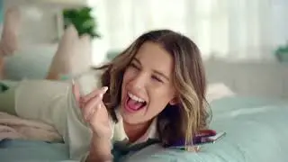 Millie Bobby Brown y Galaxy S20 FE - ¿Cuál es tu color favorito?