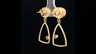 18k Yellow Gold Aquamarine Diamond Drop Earrings #designyard #statementearrings #contemporary #aqua