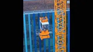 Montage d'une grue &agrave; tour Liebherr 280 ECH
