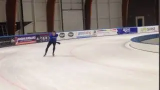Schaatstechniekanalyse bochtentechniek Schaatsschool Eleven Elfstedenhal Leeuwarden