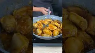 Don't fry the chicken, put it in boiling pineapple juice and the result is incredible!