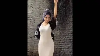 Cewek seksi habis mandi baju ketat goyang 
