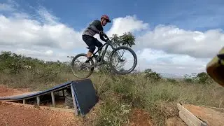 D&aacute; para aprender a saltar de MTB sem se machucar?