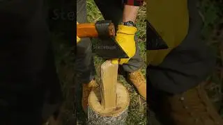 Этот парень научит вас бушкрафту - Как безопасно наколоть щепок #SteinHouse #outdoors #bushcraft