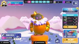 Playing fall guys Christmas event