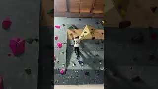 #bouldering #fitness #accidentrecovery #legsdontwork #dyno #crimps