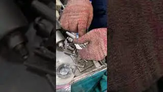 Ford crown Victoria Rear wheel bearing noise Change bearing and Axle 