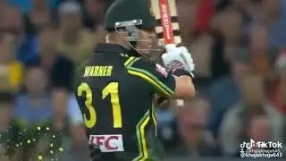 Warner is back with reverse shot🏏🏏💪