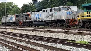 Locomotiva GE D9-40BBW VLI 6035, 6178 e a GE D9-40BW VALE 1183 saindo do pátio de ECA em Santa Luzia