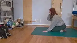 A Simple Flow to Increase Focus + Concentration and Spinal Stability