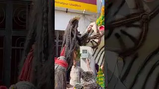 Goddess Kali is painting the eyes of Nandi's statue Angana padharo #maakali #maa #shorts #kali #new