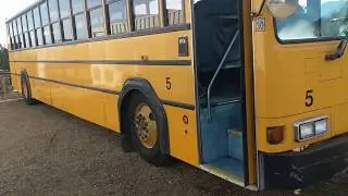 1988 Gillig Phantom School Bus Cold Start & Walk-Around (6V92TA)