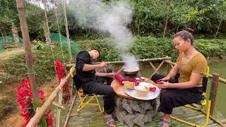 Make a wooden table/cook hot pot on the small house