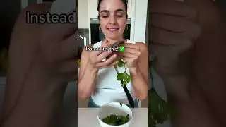 How to remove coriander leaves #coriander #kitchenhacks