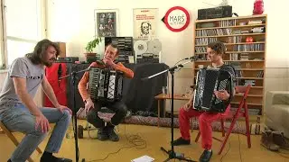 Hannah James + Matija Solce // Vrtni kavč festival 2021