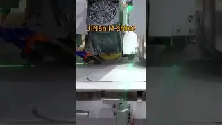 Quartz stone cutting machine, five-axis cutting, can process cabinet countertops, wash basins, etc.