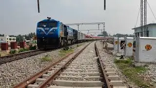 BLEED BLUE KJM WDP4B HAULED KARNATAKA SAMPARK KRANTI SUPERFAST EXPRESS | INDIAN RAILWAYS
