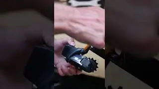 Sram Force AXS wireless electronic derailleur! #bike #tech #roadbike