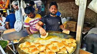 Black Pav Bhaji of Vile Parle 😋😋 | स्पेशल ब्लैक मसाला से ब्लैक कलर आता है 😱|  Indian Street Food