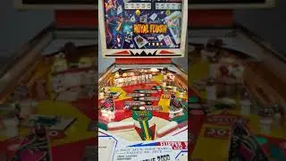A l'aide ! Flipper - Royal Flush Gottlieb (1976)