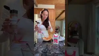 Let&rsquo;s try pumpkin pie for the first time 🥧 #recipe