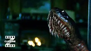 Dreamcatcher | Alien In The Toilet | ClipZone: Horrorscapes