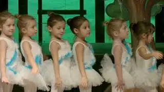 Asilo inglese di Fagnano Christmas Show 2025  - Trailer