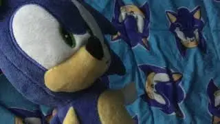 Sonic s&eacute;rie les livre des Sonic est knuckles en peluche