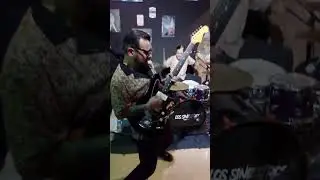Los Siniestros - The Rumble (Live) San Crist&oacute;bal VE (Zekkei Rock Bar)