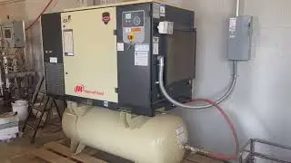 2016 Ingersoll Rand 25HP Rotary Air Compressor UP6-25-125 low hours