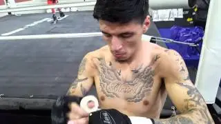 Dusty Hernandez-Harrison Does His Mitt & Body Workout!