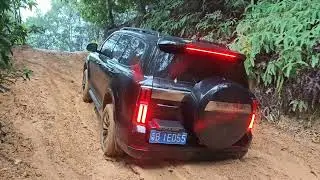 GWM Tank 500 3 0T V6 vs Toyota FJ Cruiser 4 0L V6 v Jeep Wrangler Rubicon 3 6L V6 v Pajero 3 0L V6 2