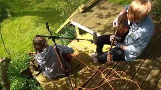 Stripped Back Sessions // Pulse