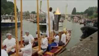 Royal barge heralds arrival of Olympic treasure
