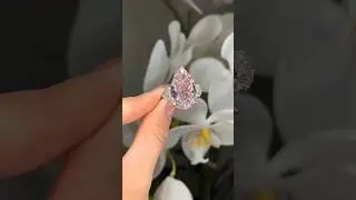 Blue Diamond vs Pink Diamond &ndash; Rare Beauty Showdown!