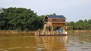 Camping di rumah apung bersama kawan kawan