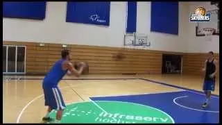 Mini-Clip - Wurftraining der FRAPORT SKYLINERS