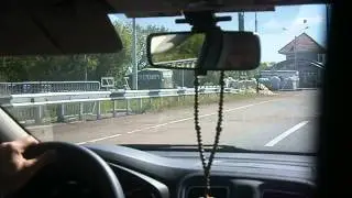 Блок пост на Ясиноватой,почему флаг Украины
