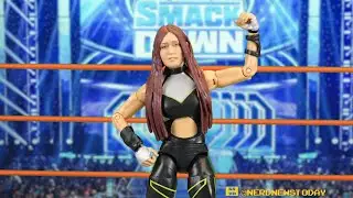 WWE Elite 79 Io Shirai Figure Review