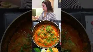 Farah Khan's Anda Curry Recipe! #andacurry #farahkhan #shorts