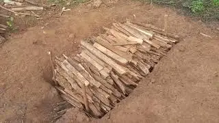 Fiz um a caeira com a madeiras antiga da cerca