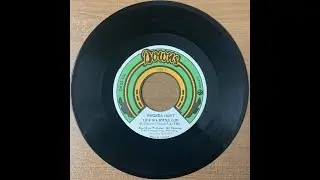 Rhonda Hart - Love in a Bottle