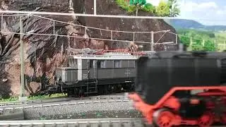 BR 01-118 & E44-044 MARKLIN H0