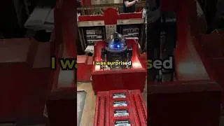 Building A Droid at Droid Depot in Galaxy&rsquo;s Edge! #starwars #disneyparks #galaxysedge