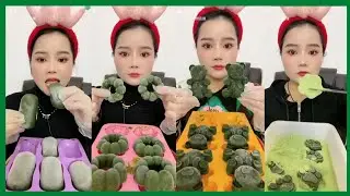 🧊🌿🤤SOFT MELTING STICKY GREEN TEA ICE🌿🧊 || #asmr #crunchyice #iceeating #satisfyingvideo #mukbangice