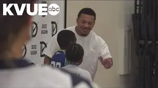 Cowboys running back Deuce Vaughn holds Q&A at Cedar Ridge High School
