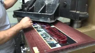 how strapgraphics makes a single ply leather guitar strap