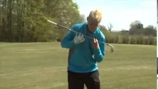 Christian Nygaard  viser et slag nedad