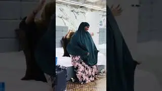 big booty 🍑 lift girlbig 🍑woman ssbbw lift piggeyback raide woman skinnt ssbbw🐮
