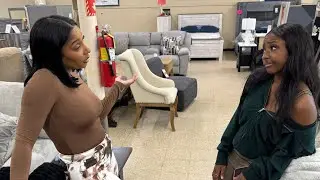 Sharra tells Brooke that she needs to tell Bethany about herself before she does